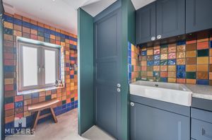 Photo 8- click for photo gallery